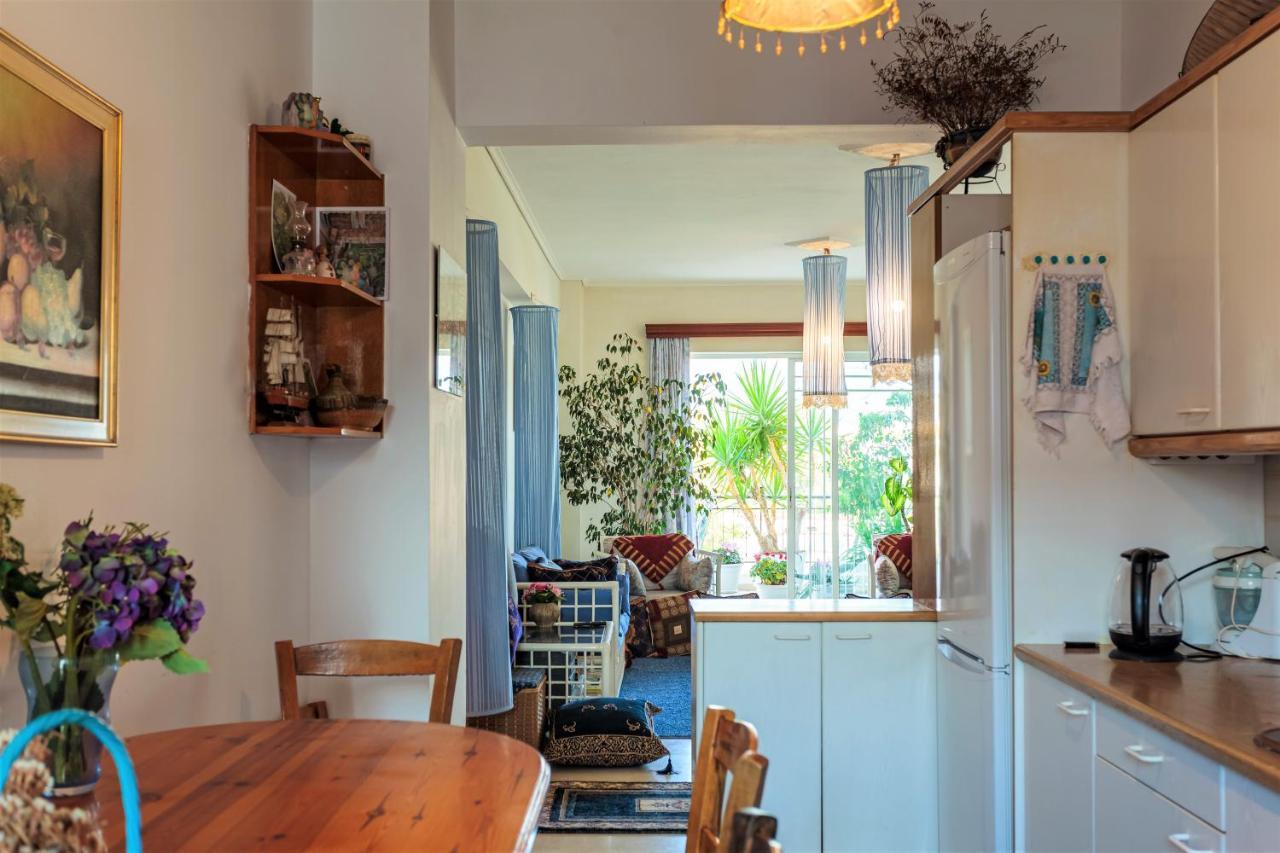 Bright Comfy Flat Near The Beach & The City Center カラマタ エクステリア 写真